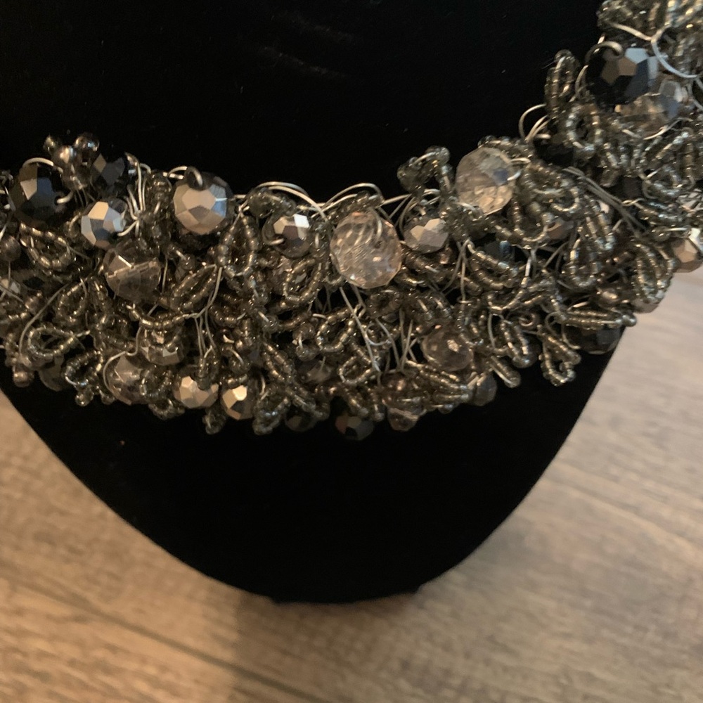NEW Stunning Statement Necklace - Picture 3 of 7